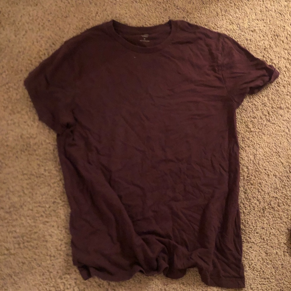 Old Navy Maroon Tee (M)